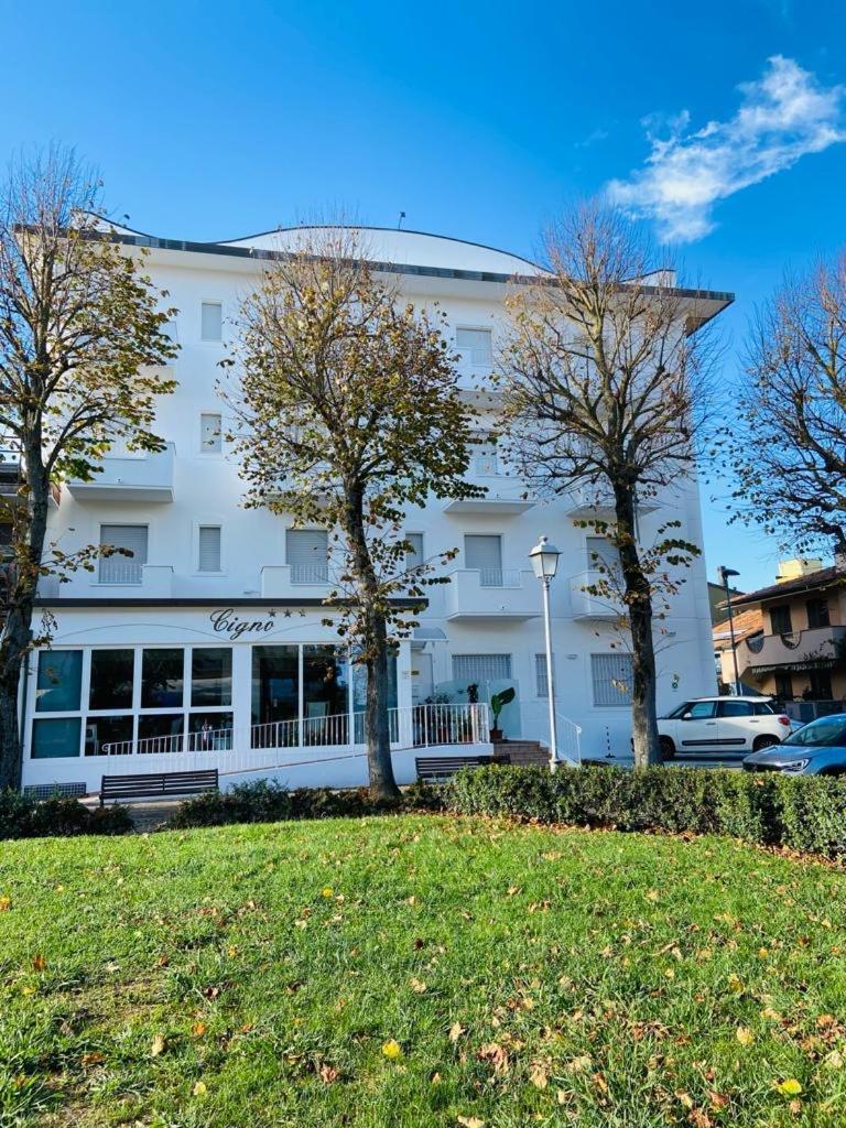 Residence Cigno Ρίμινι Εξωτερικό φωτογραφία