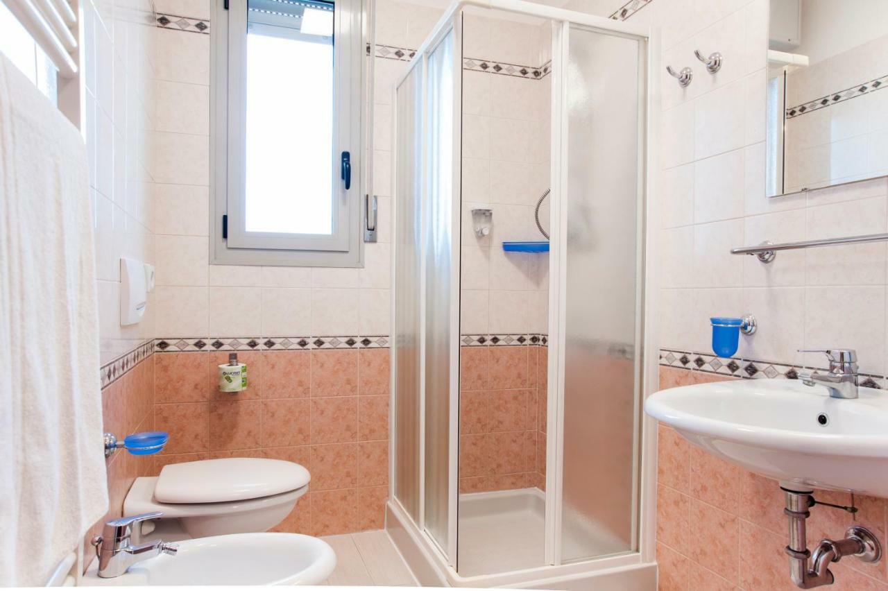 Residence Cigno Ρίμινι Εξωτερικό φωτογραφία