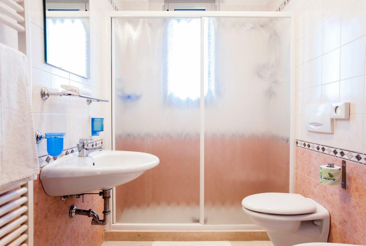 Residence Cigno Ρίμινι Εξωτερικό φωτογραφία