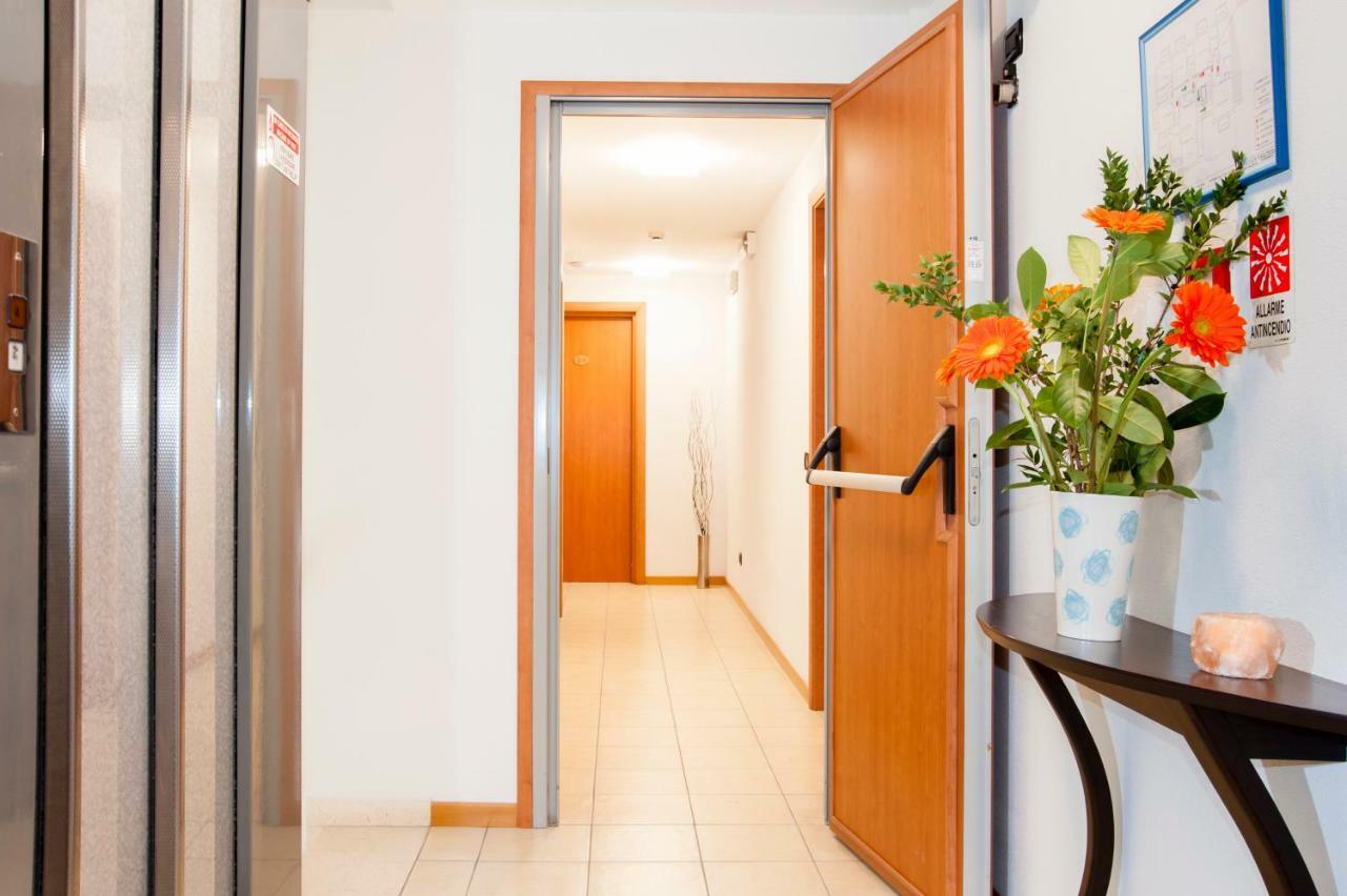 Residence Cigno Ρίμινι Εξωτερικό φωτογραφία